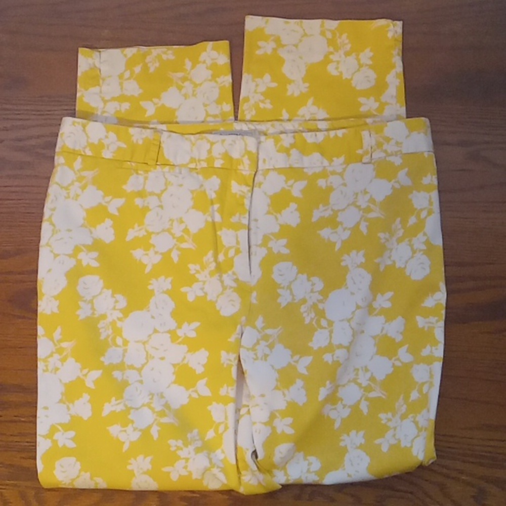 Charter club yellow floral capri pants - Picture 2 of 3